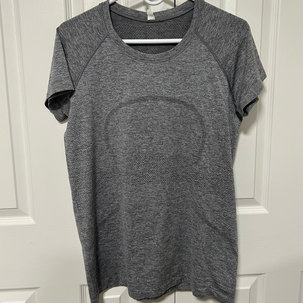 Lululemon Run Swiftly Tech Tee Size 12